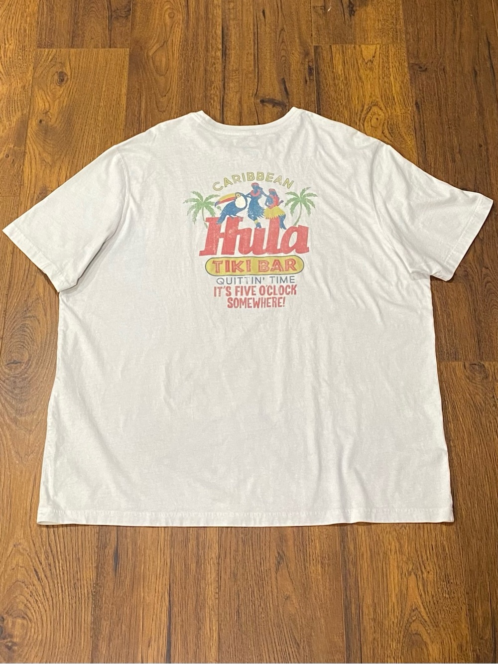 Caribbean Men’s Graphic ‘Hula Tiki Bar’ Short Sleeve White T-Shirt Size 2XT